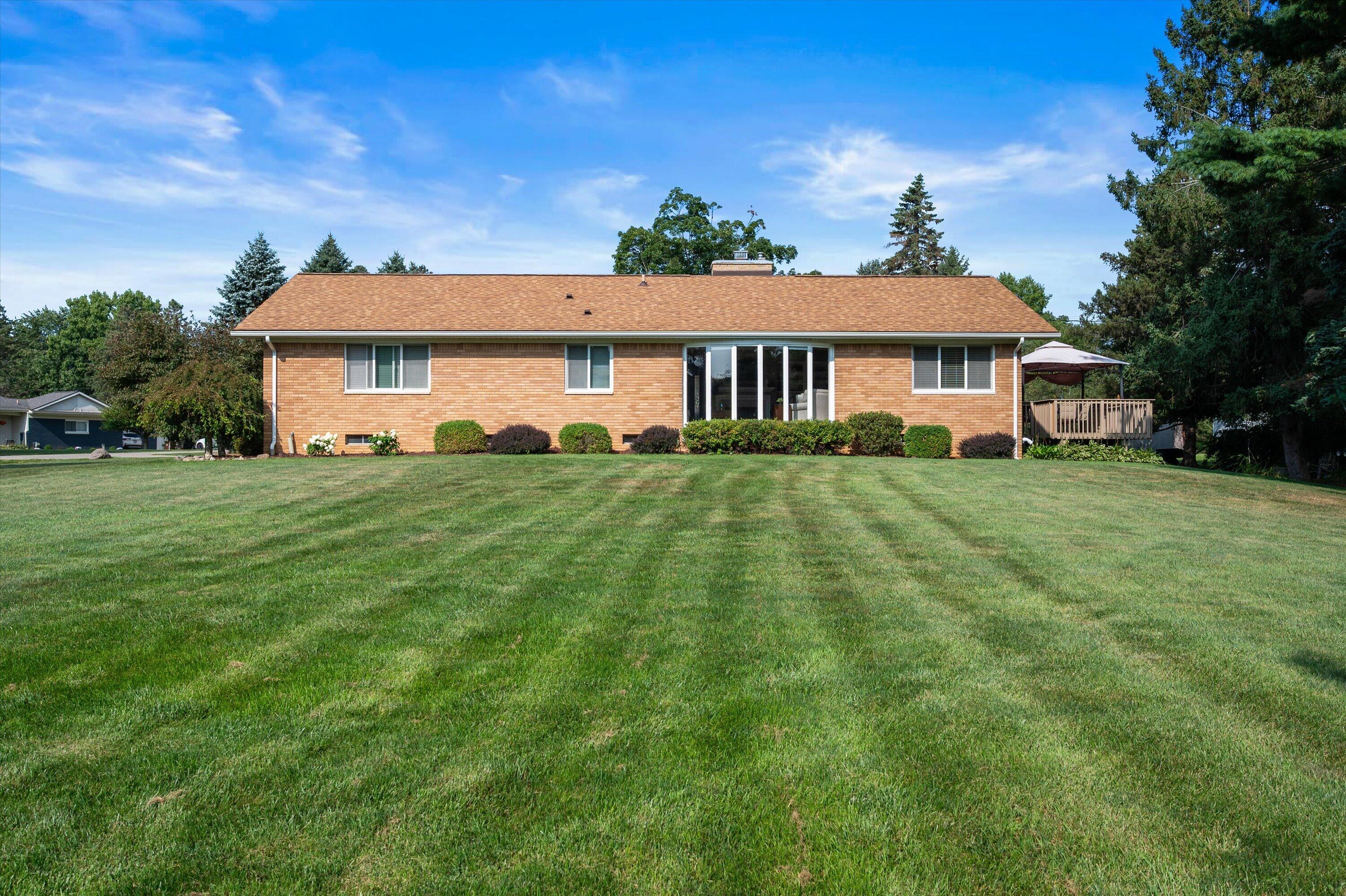 1161 Fox Hills Drive