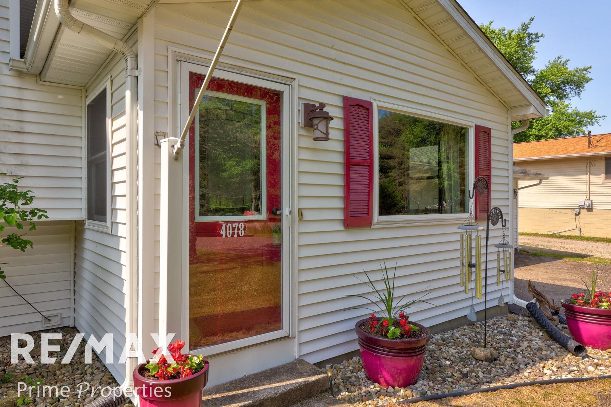 4078 E Lake Road