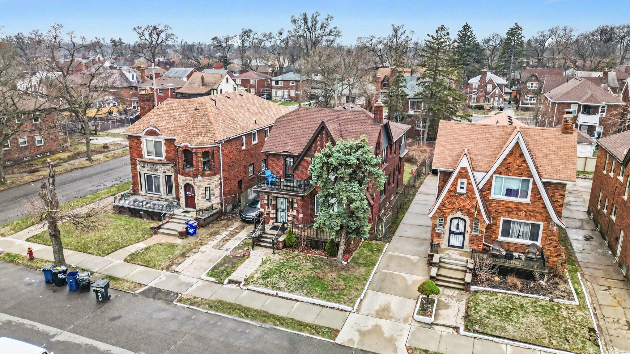 17511 Stoepel Street