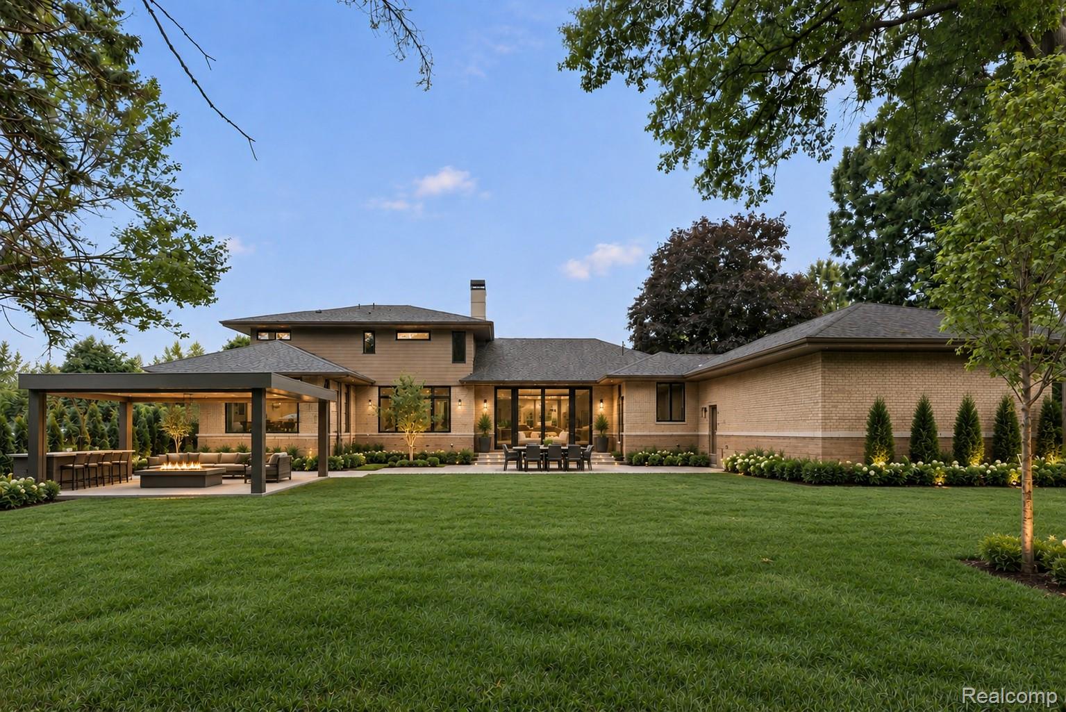 1465 Sodon Lake Drive