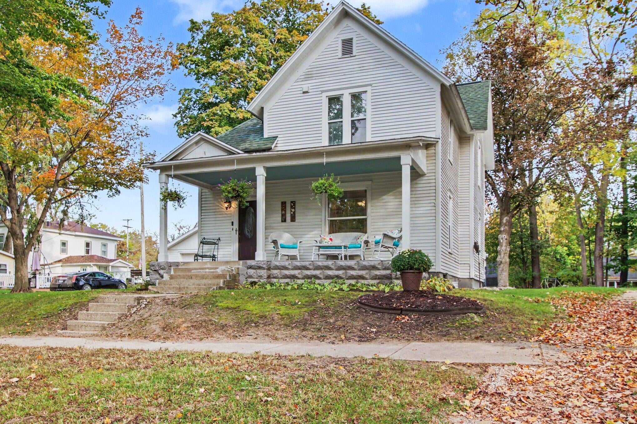 212 Race Street
