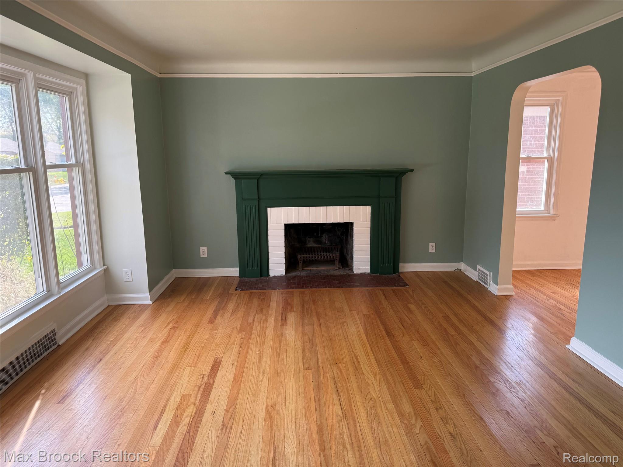 23021 Tulane Avenue