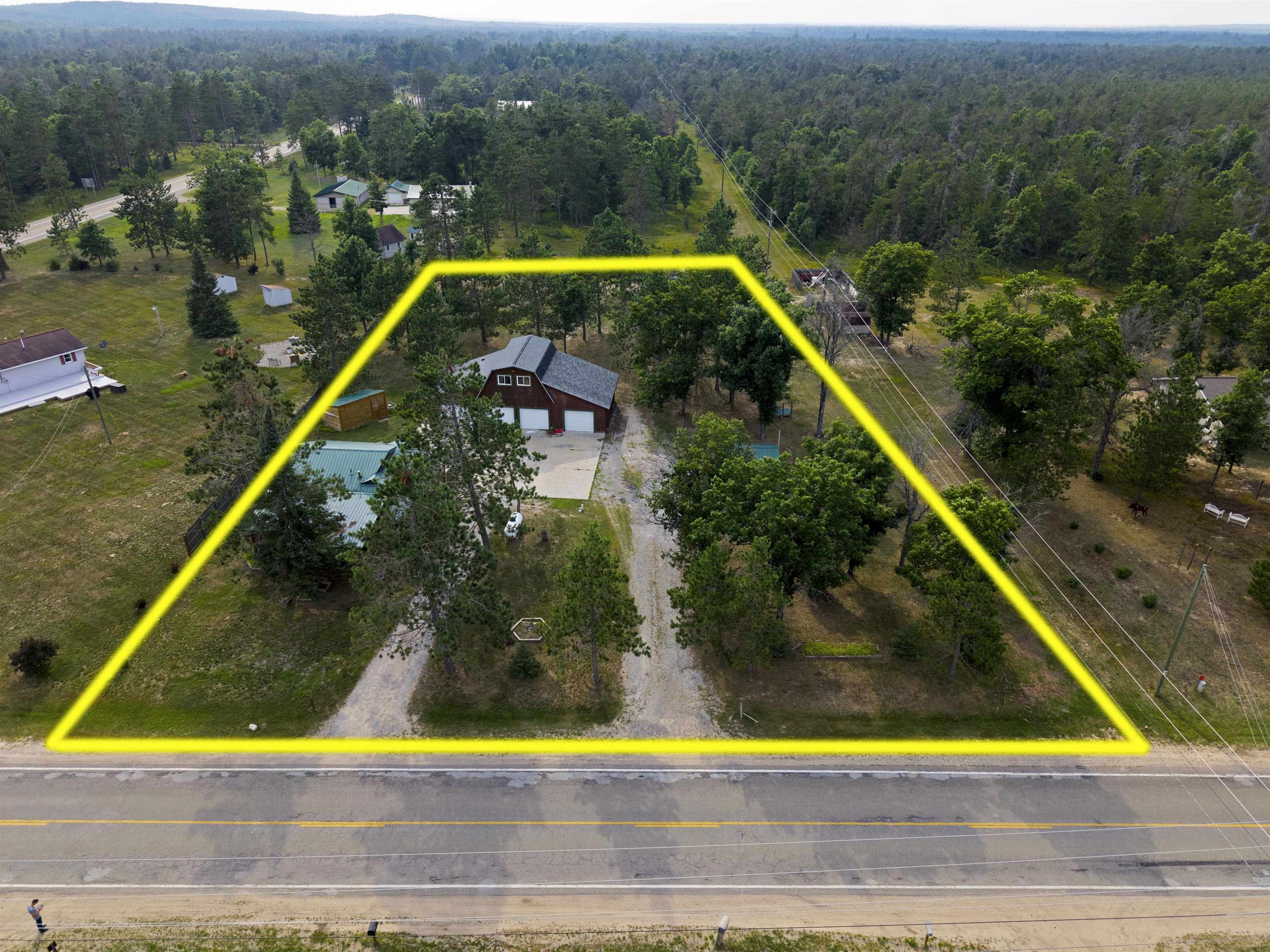 1952 S Stephan Bridge Road