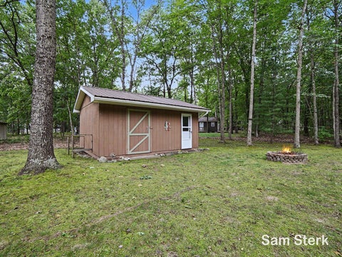 Tiny photo for 7811 E Chickasaw Trail, Branch Township, MI 49402 (MLS # 65026055752)