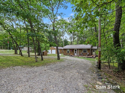 Tiny photo for 7811 E Chickasaw Trail, Branch Township, MI 49402 (MLS # 65026055752)