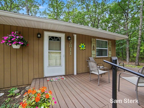Tiny photo for 7811 E Chickasaw Trail, Branch Township, MI 49402 (MLS # 65026055752)