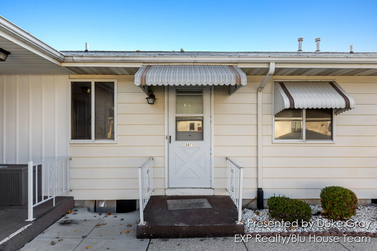 5671 Leisure S Drive SE