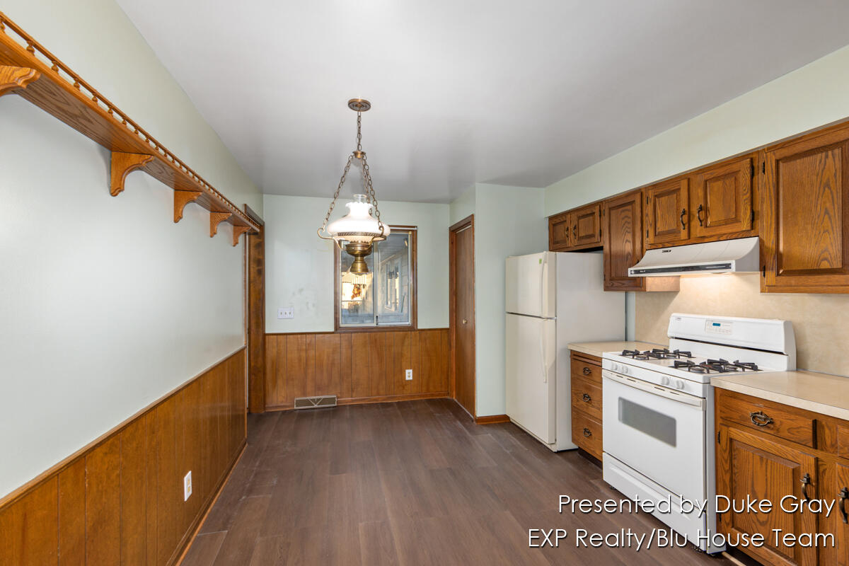 5671 Leisure S Drive SE