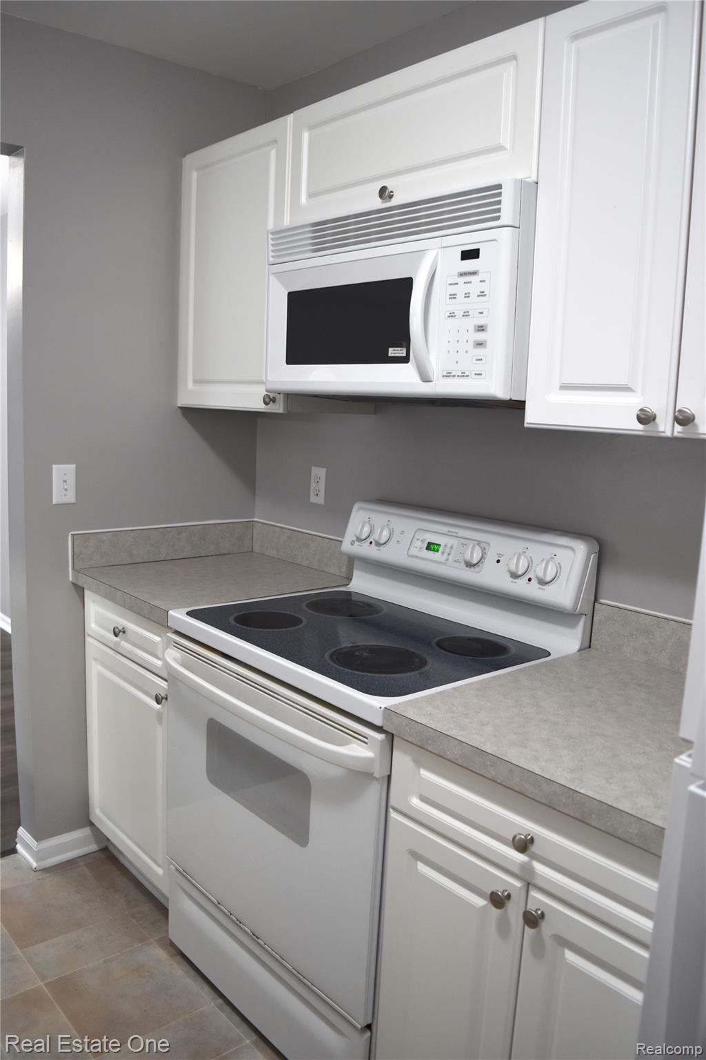 3609 Tremonte Circle N