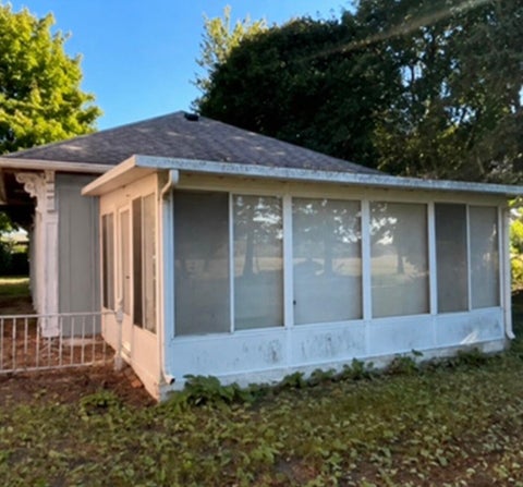Tiny photo for 7032 S Dixie Highway, Erie Township, MI 48133 (MLS # 71026054521)