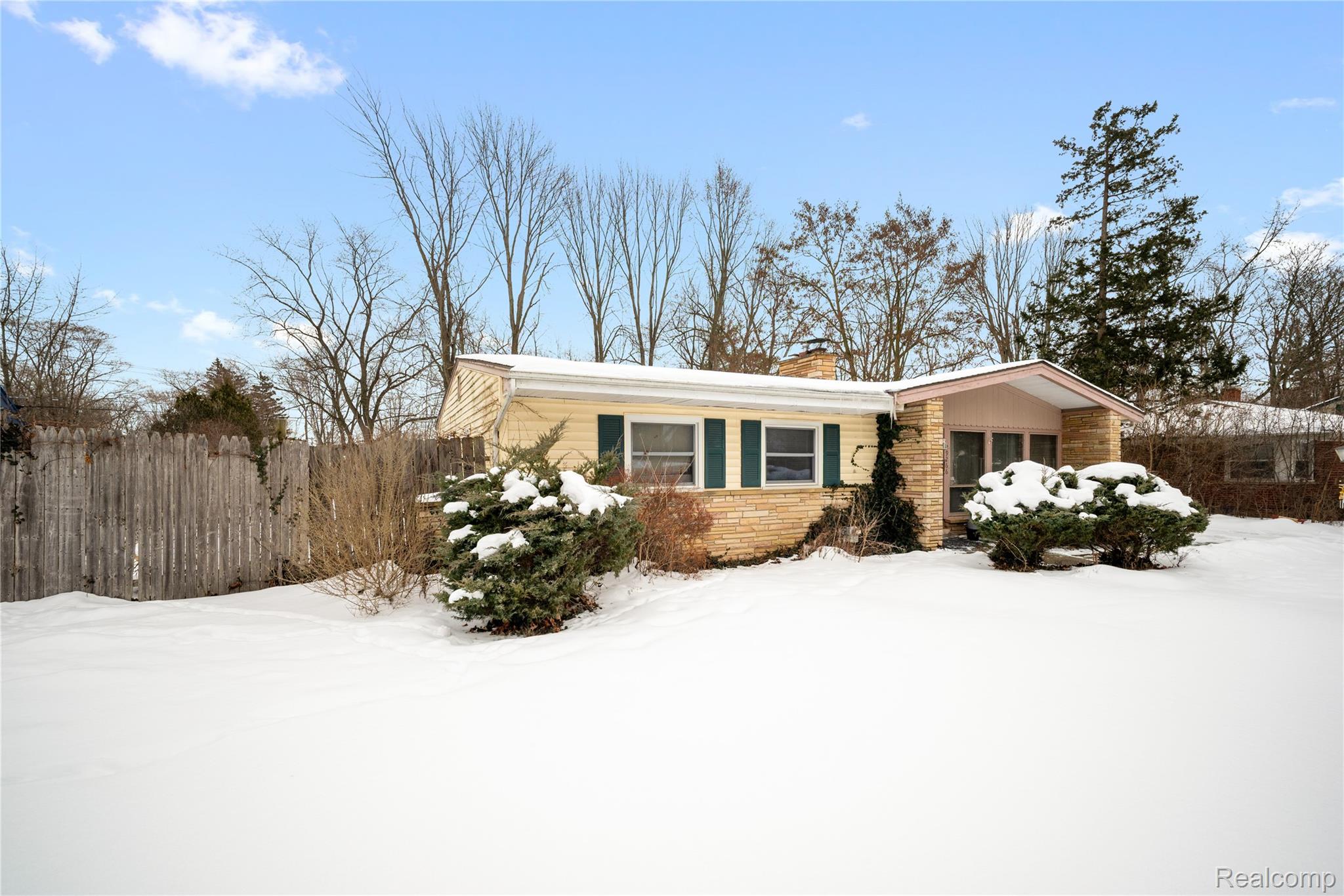 29266 Southgate Drive