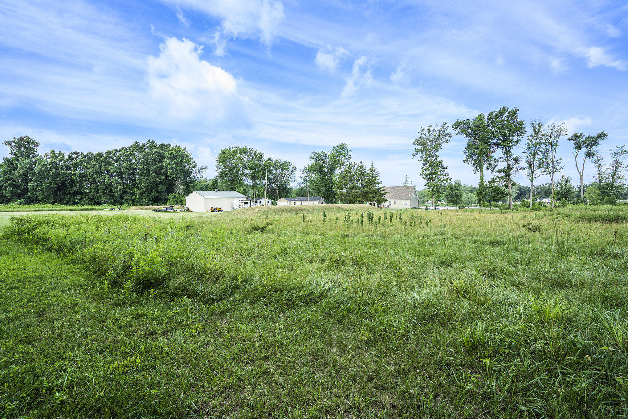 V/L White Pine Drive