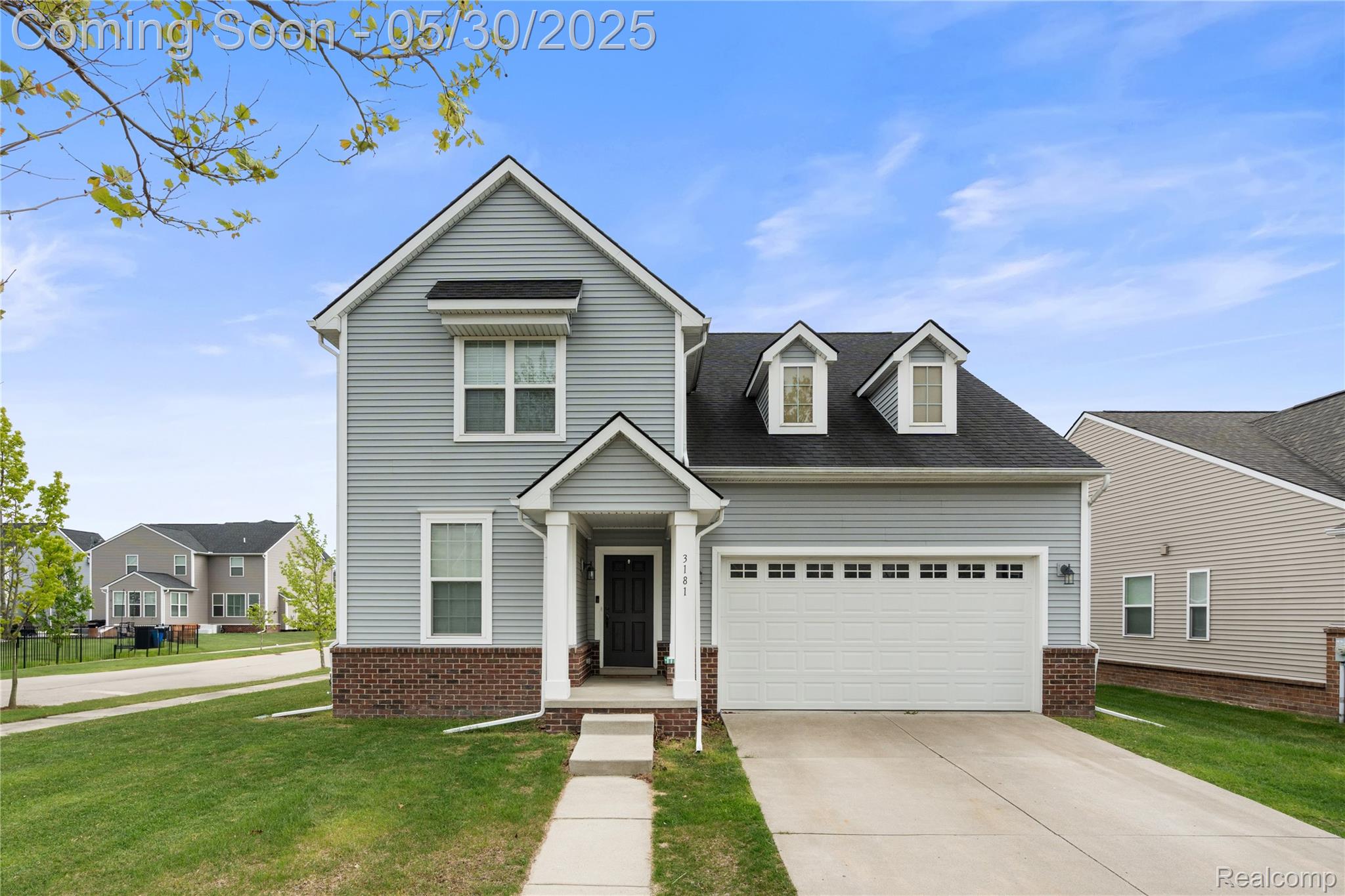 3181 Curtis
