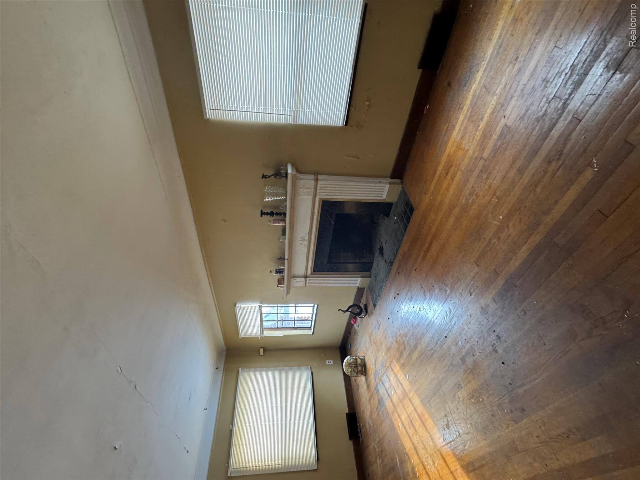 13109 Kilbourne Street