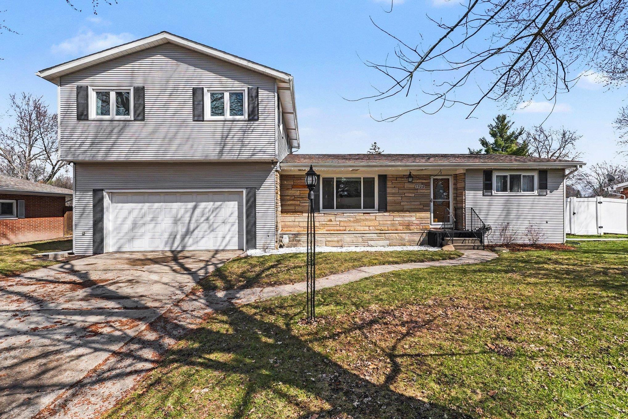 1730 Seminole Lane