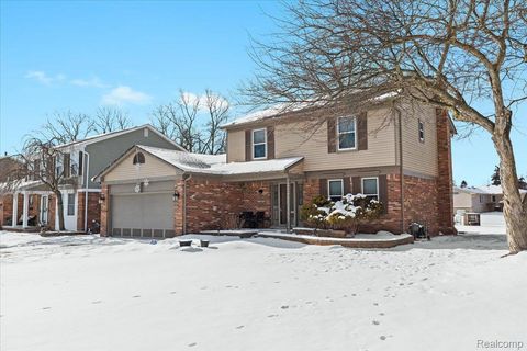 17193 Louise Street Livonia City MI 48152