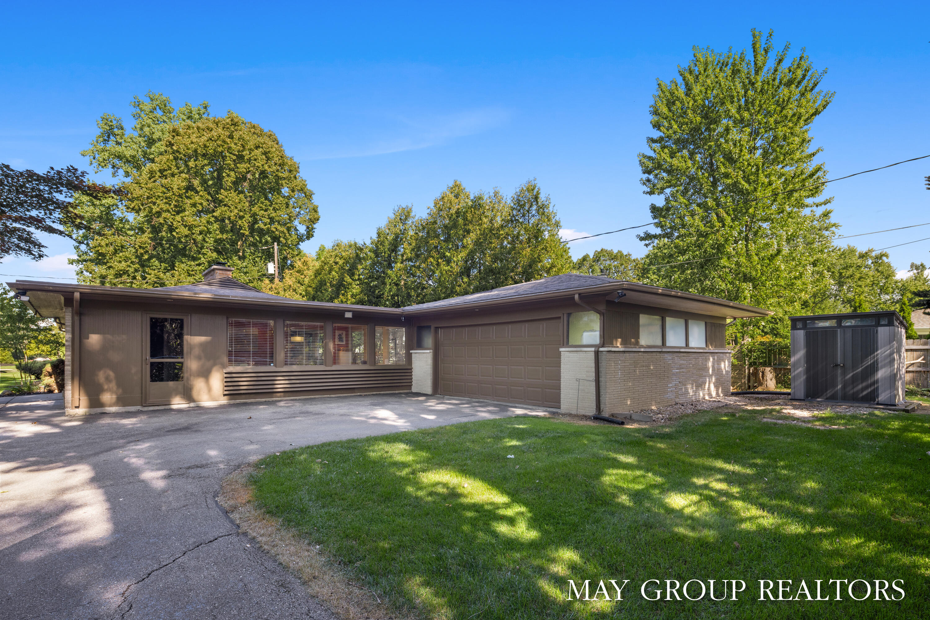 2727 Cascade Road SE