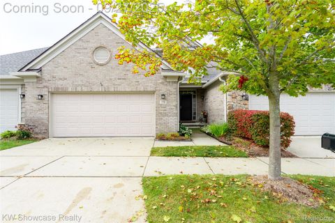 778 Knolls Landing Drive Milford Village MI 48381