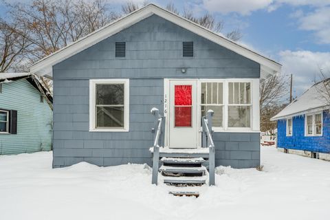 1216 Broadway Benton Harbor City MI 49022