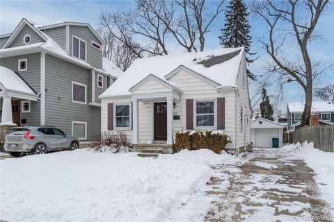 537 BIRD Avenue Birmingham City MI 48009