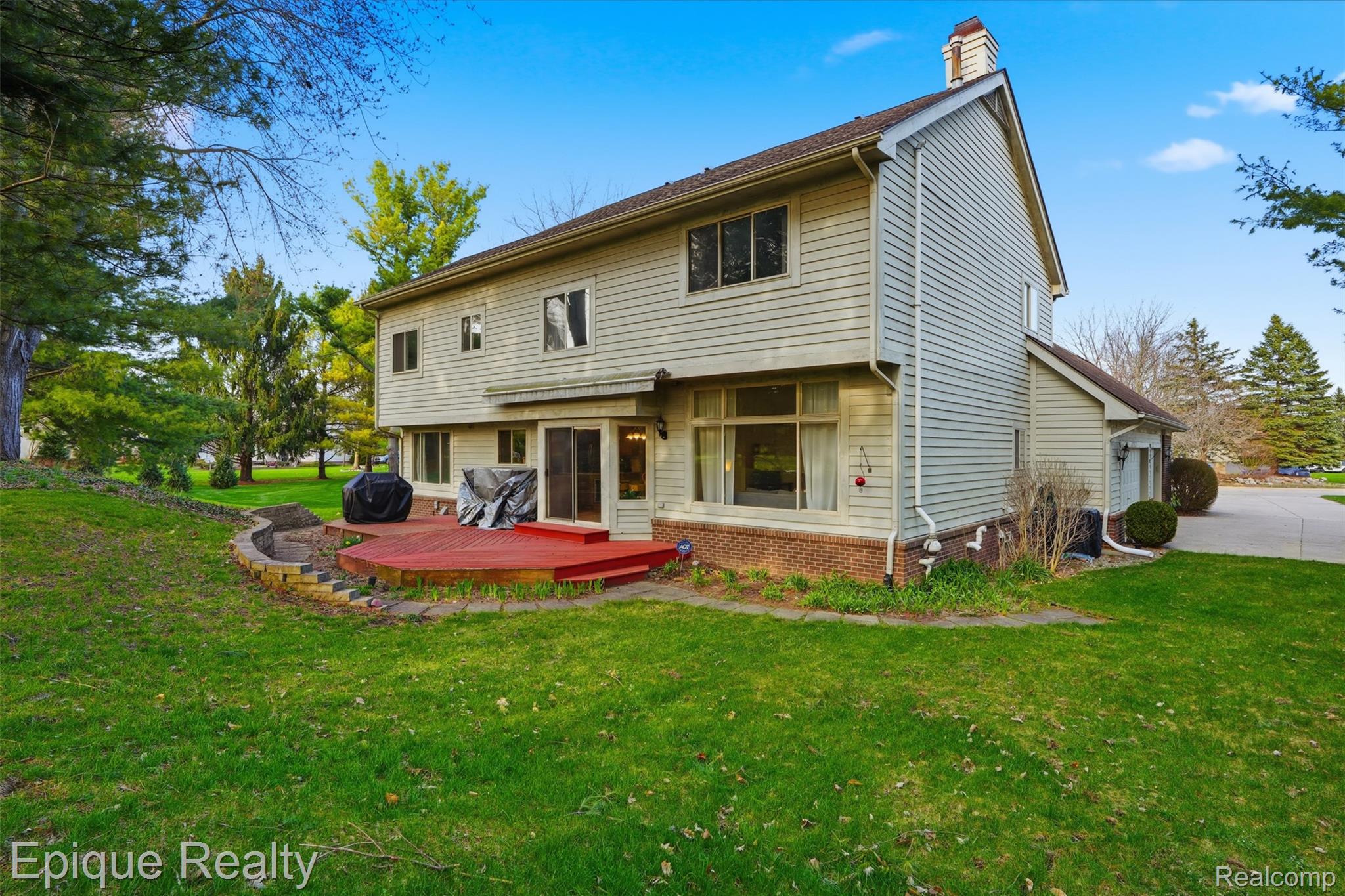 2442 Moors Court