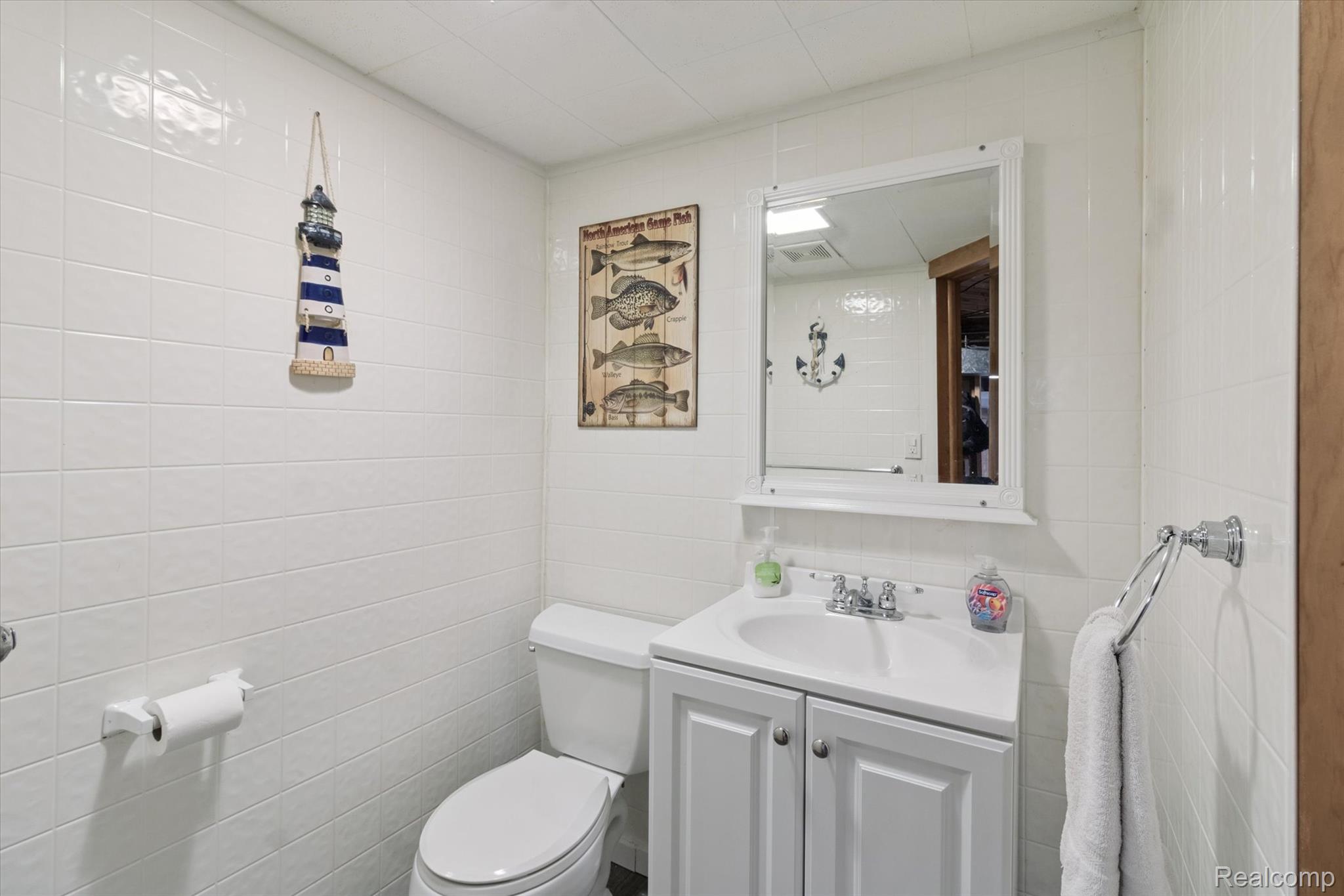 Taylor City, Michigan 48180, United States, 3 Bedrooms Bedrooms, ,2 BathroomsBathrooms,Residential,Pending,203439