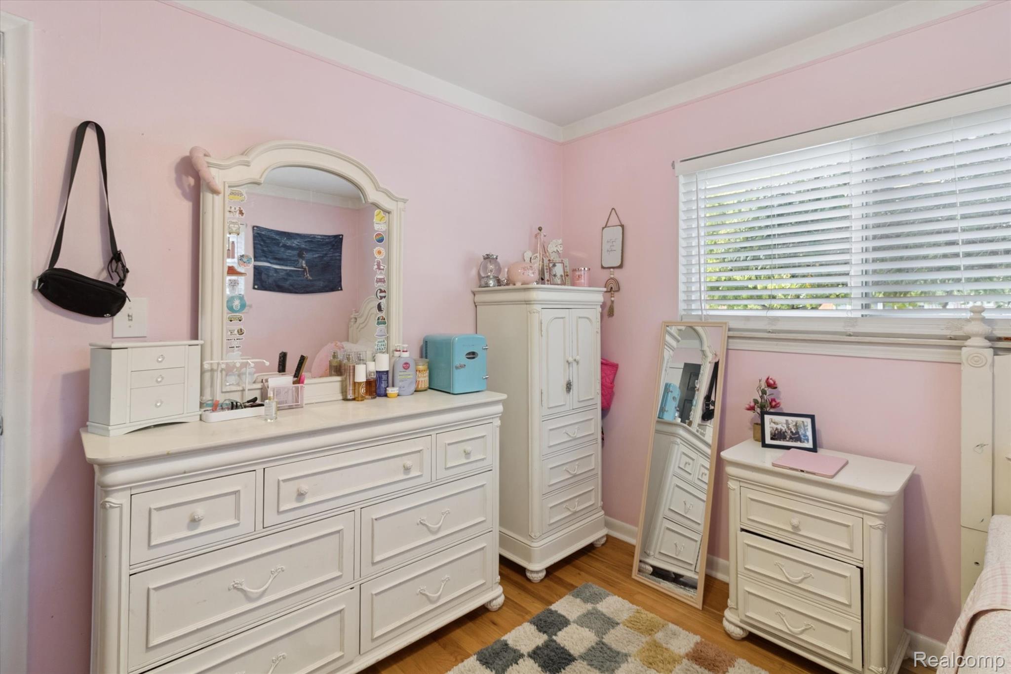 Taylor City, Michigan 48180, United States, 3 Bedrooms Bedrooms, ,2 BathroomsBathrooms,Residential,Pending,203439