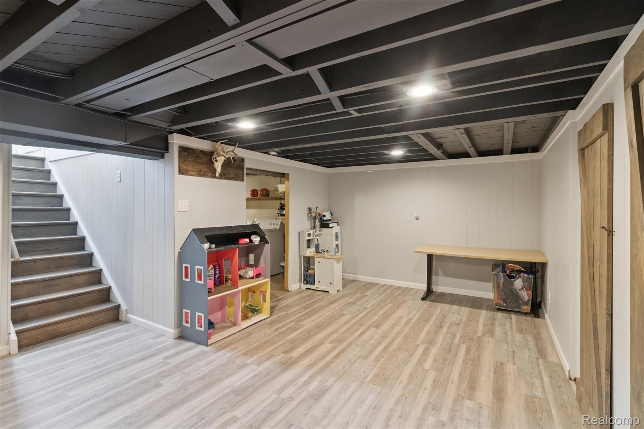 Taylor City, Michigan 48180, United States, 3 Bedrooms Bedrooms, ,2 BathroomsBathrooms,Residential,Pending,203439