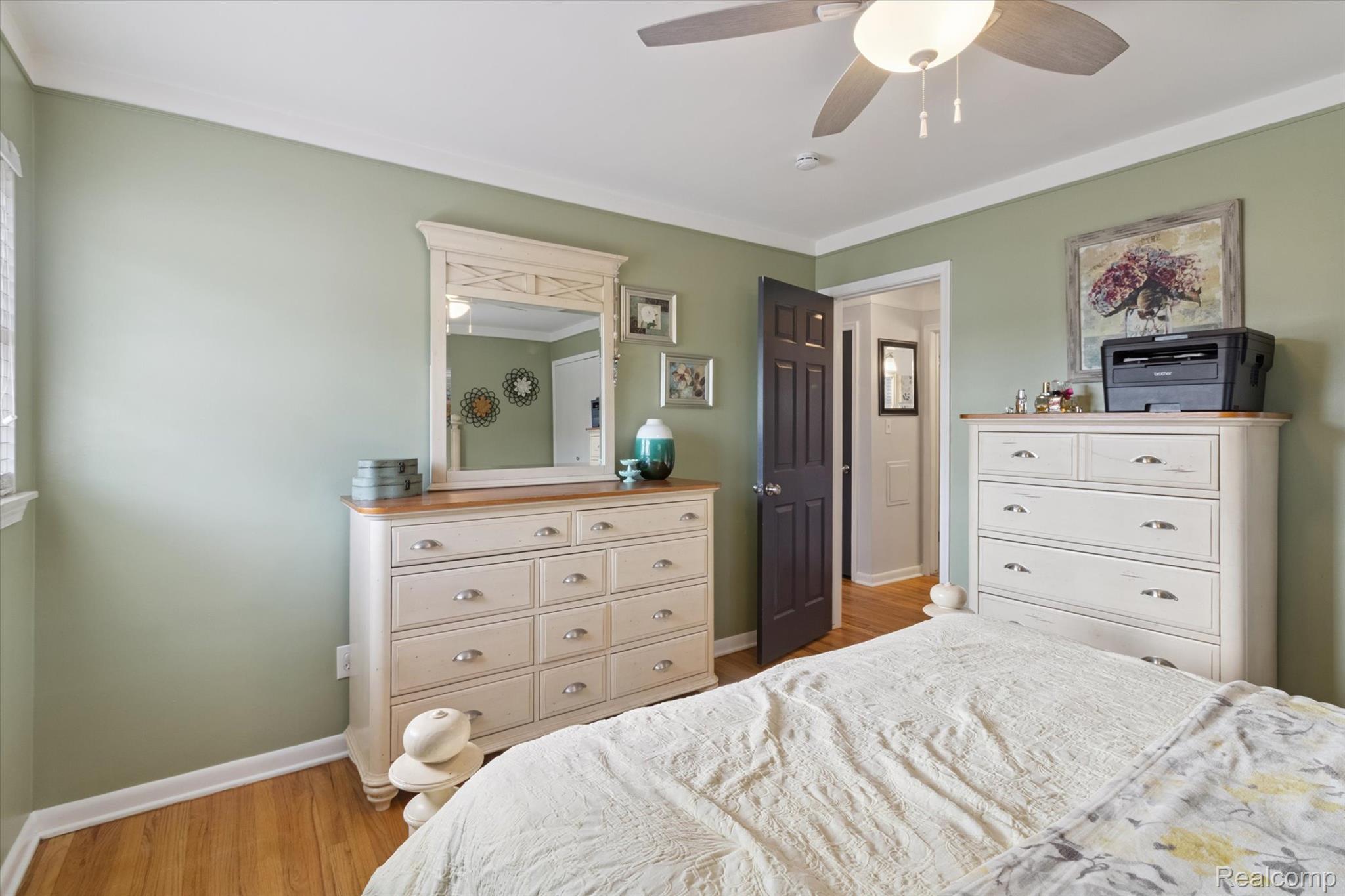 Taylor City, Michigan 48180, United States, 3 Bedrooms Bedrooms, ,2 BathroomsBathrooms,Residential,Pending,203439