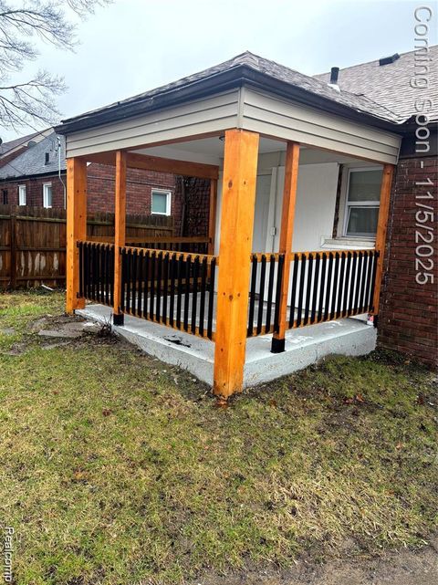 Tiny photo for 18518 Biltmore Street, Detroit City, MI 48235 (MLS # 20251051574)