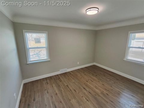 Tiny photo for 18518 Biltmore Street, Detroit City, MI 48235 (MLS # 20251051574)