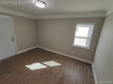 Tiny photo for 18518 Biltmore Street, Detroit City, MI 48235 (MLS # 20251051574)