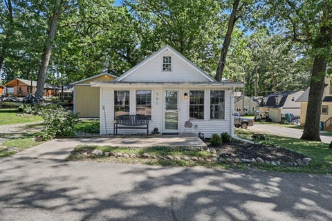 Photo of 745 Waterfront Drive, Kinderhook Township, MI 49036 (MLS # 62026045994)