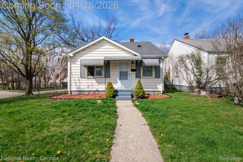 615 Lenox Avenue Pontiac City MI 48340