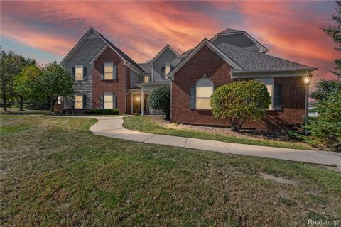 54673 Marissa Way Utica City MI 48316