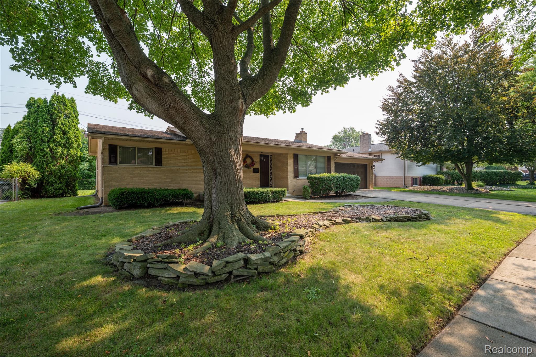 956 Blairmoor Court