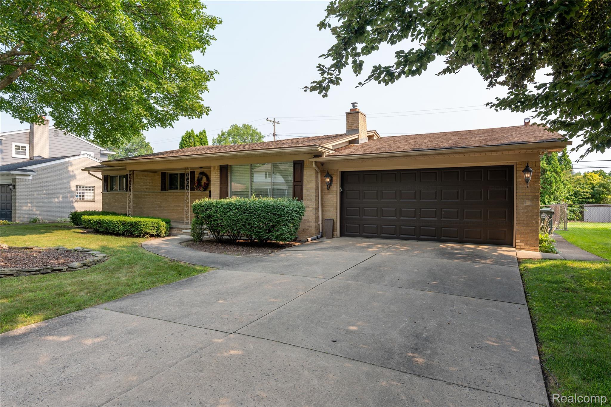 956 Blairmoor Court