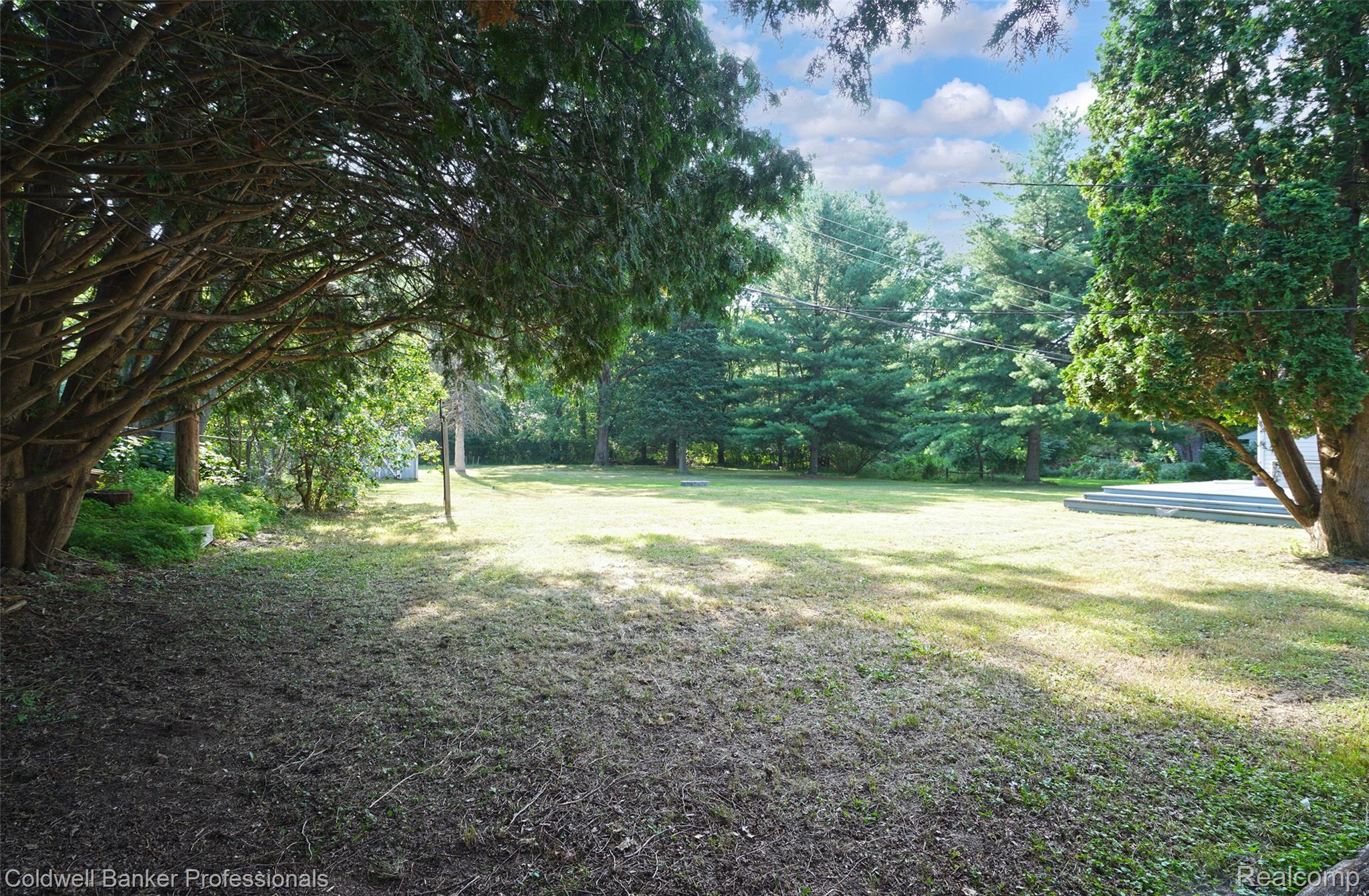 7194 N Center Road