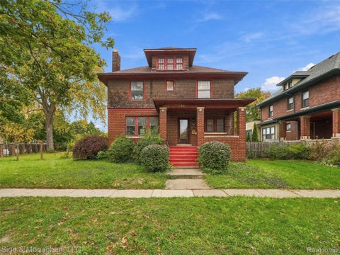 Photo of 746 W Bethune Street, Detroit City, MI 48202 (MLS # 20261083454)