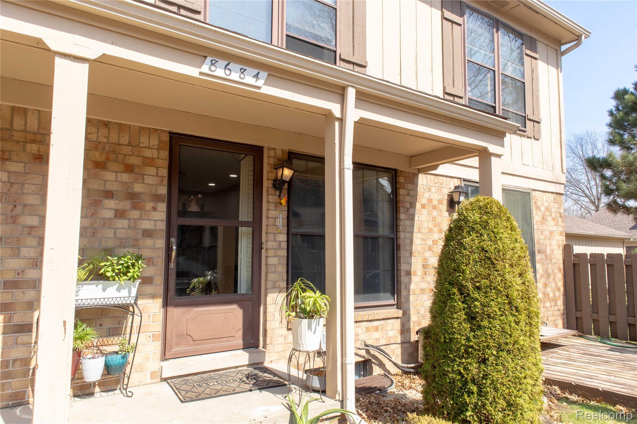 8684 Edgewater Lane 14