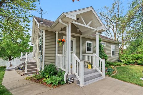 Photo of 51509 Summit Street, Paw Paw Township, MI 49079 (MLS # 66026023615)