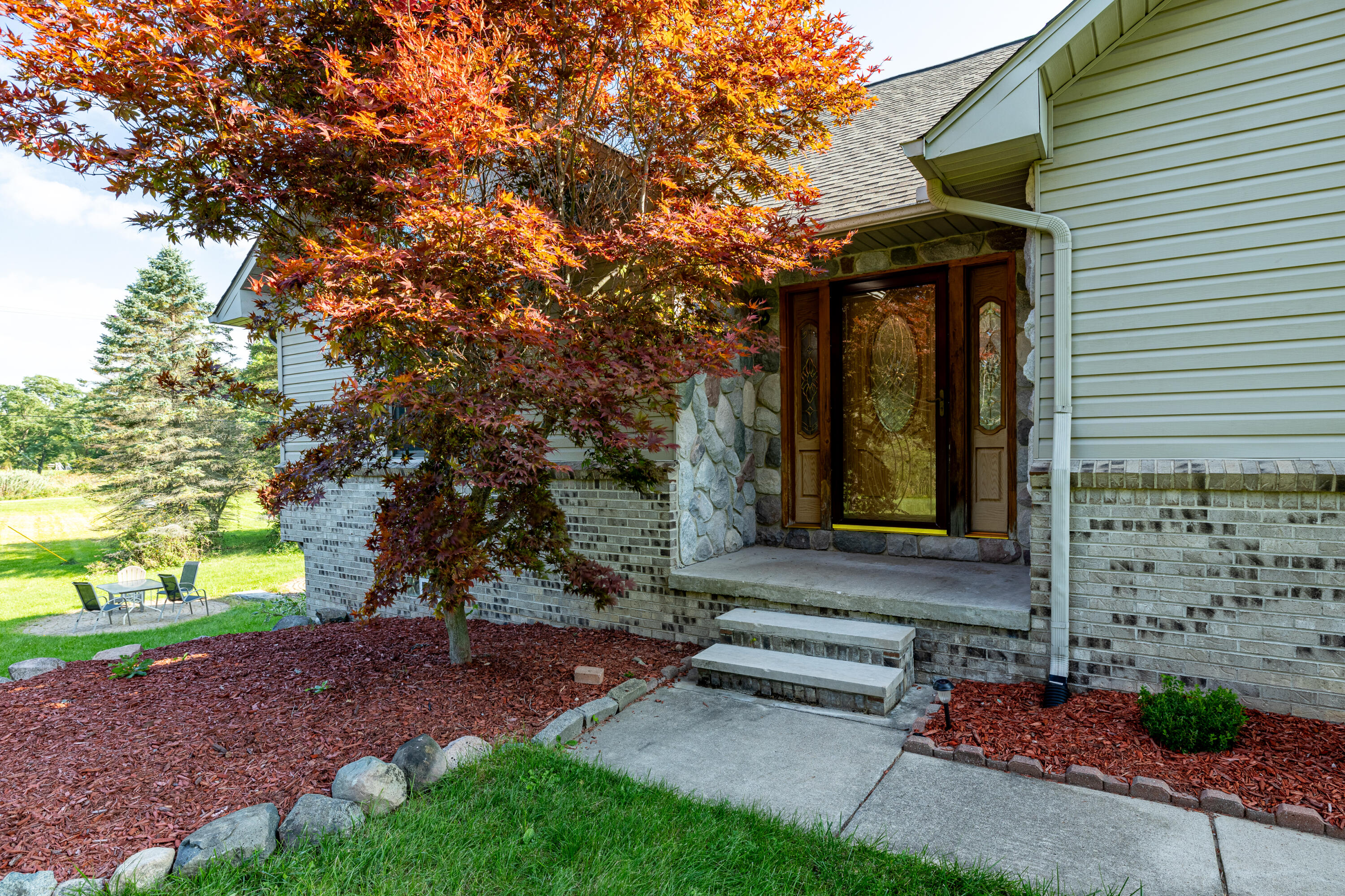 3738 Cullen Road