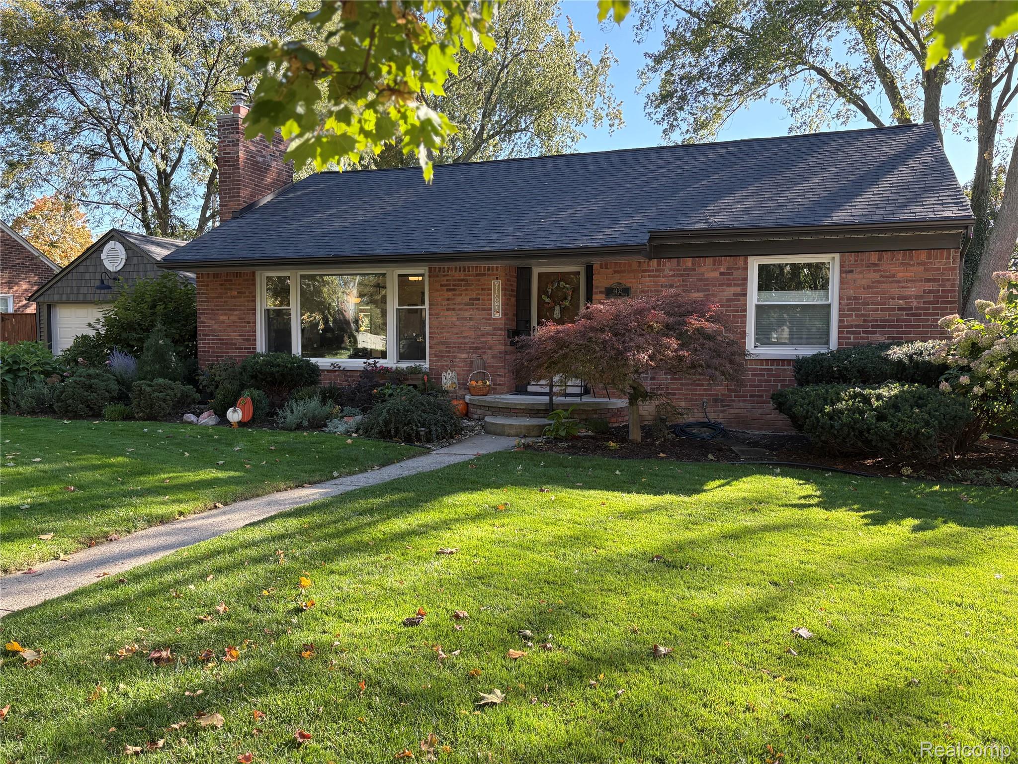 4433 Arlington Drive