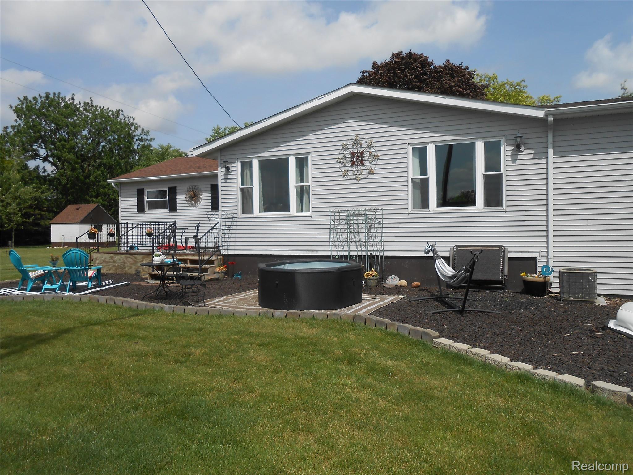 249 N Gates Road