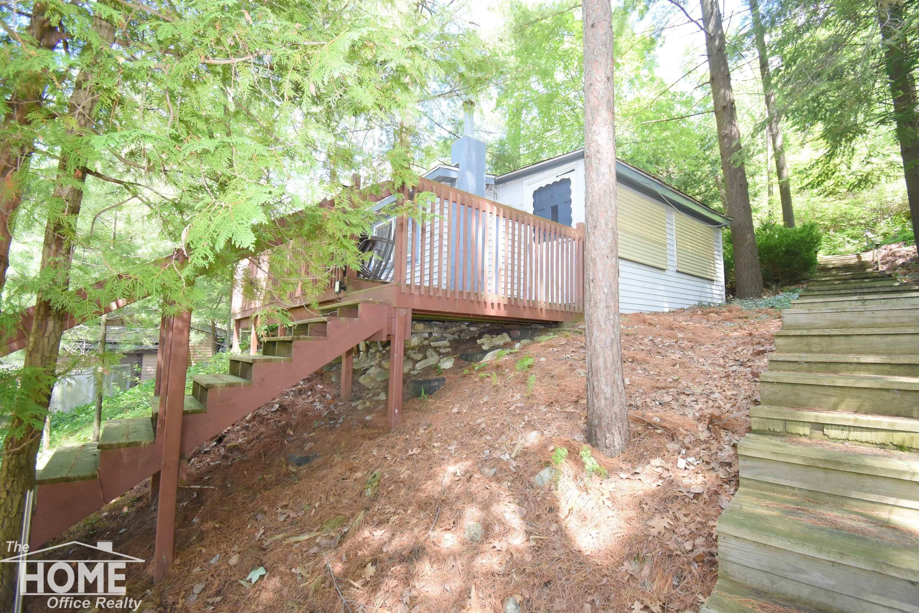 1121 & 1131 Lake Drive