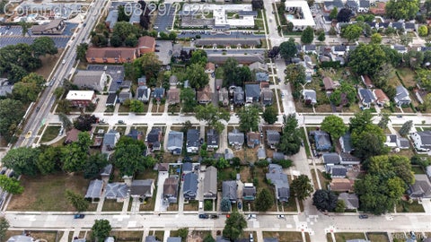 Tiny photo for 215 La Plaza Court, Royal Oak City, MI 48073 (MLS # 20261064039)