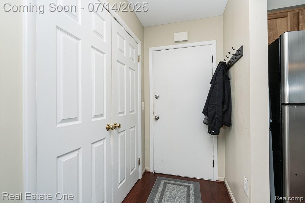 1097 Tienken Court