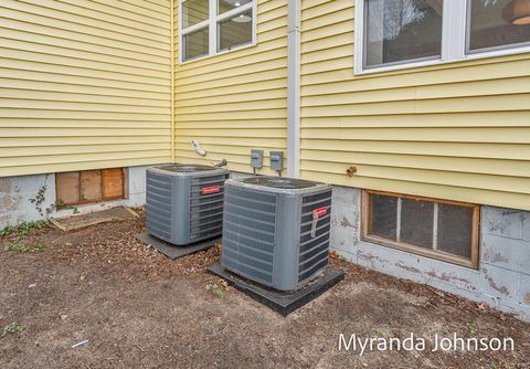 Tiny photo for 14661 Mercury Drive, Grand Haven Charter Township, MI 49417 (MLS # 71026013457)