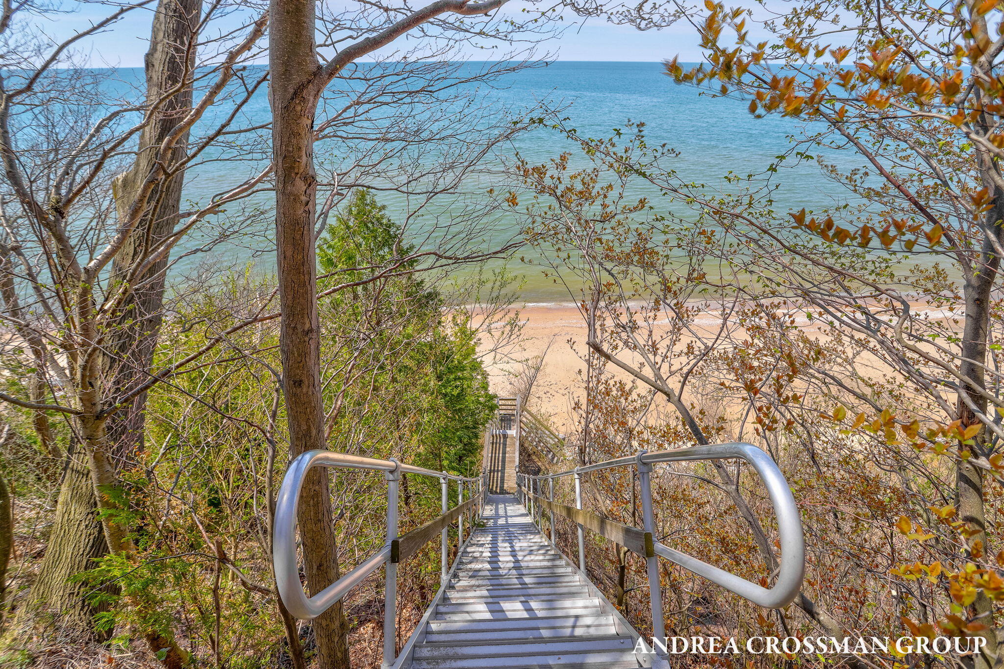 6919 Bendemeer Drive