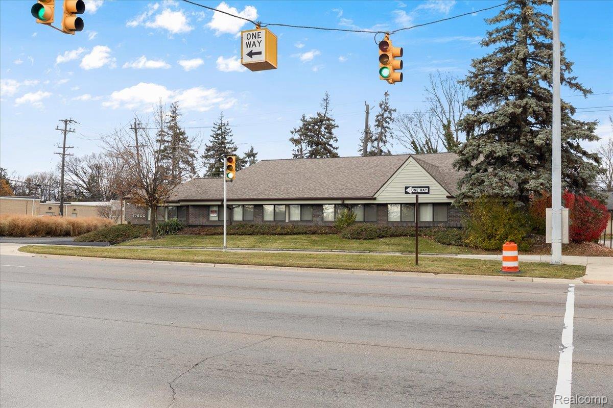 17600 W 11 Mile Road